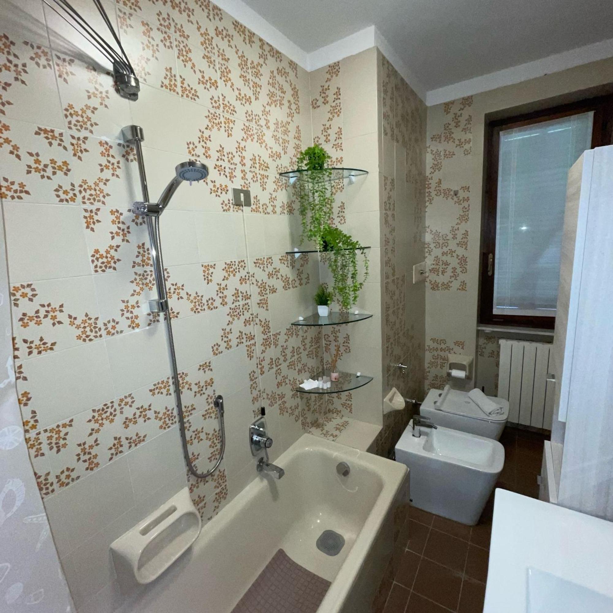 Marnhouse Stresa Lake View Екстериор снимка